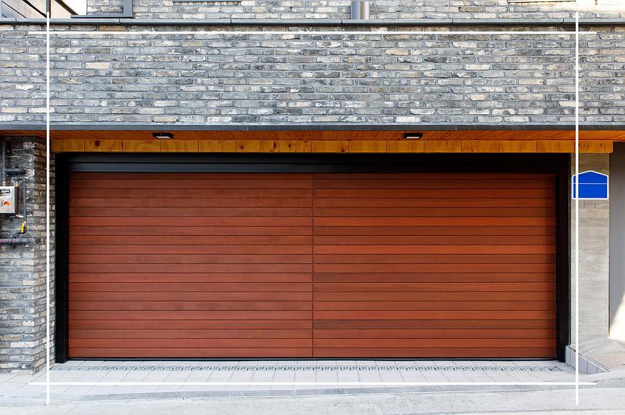 Porte de garage en bois